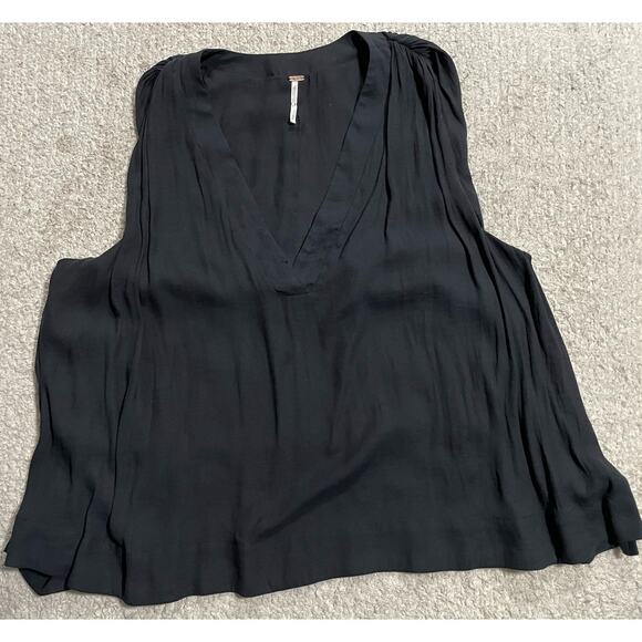 Free People Sleeveless Pleated Top V Neck Blouse Womens Size Small Layered Black - Picture 1 of 10